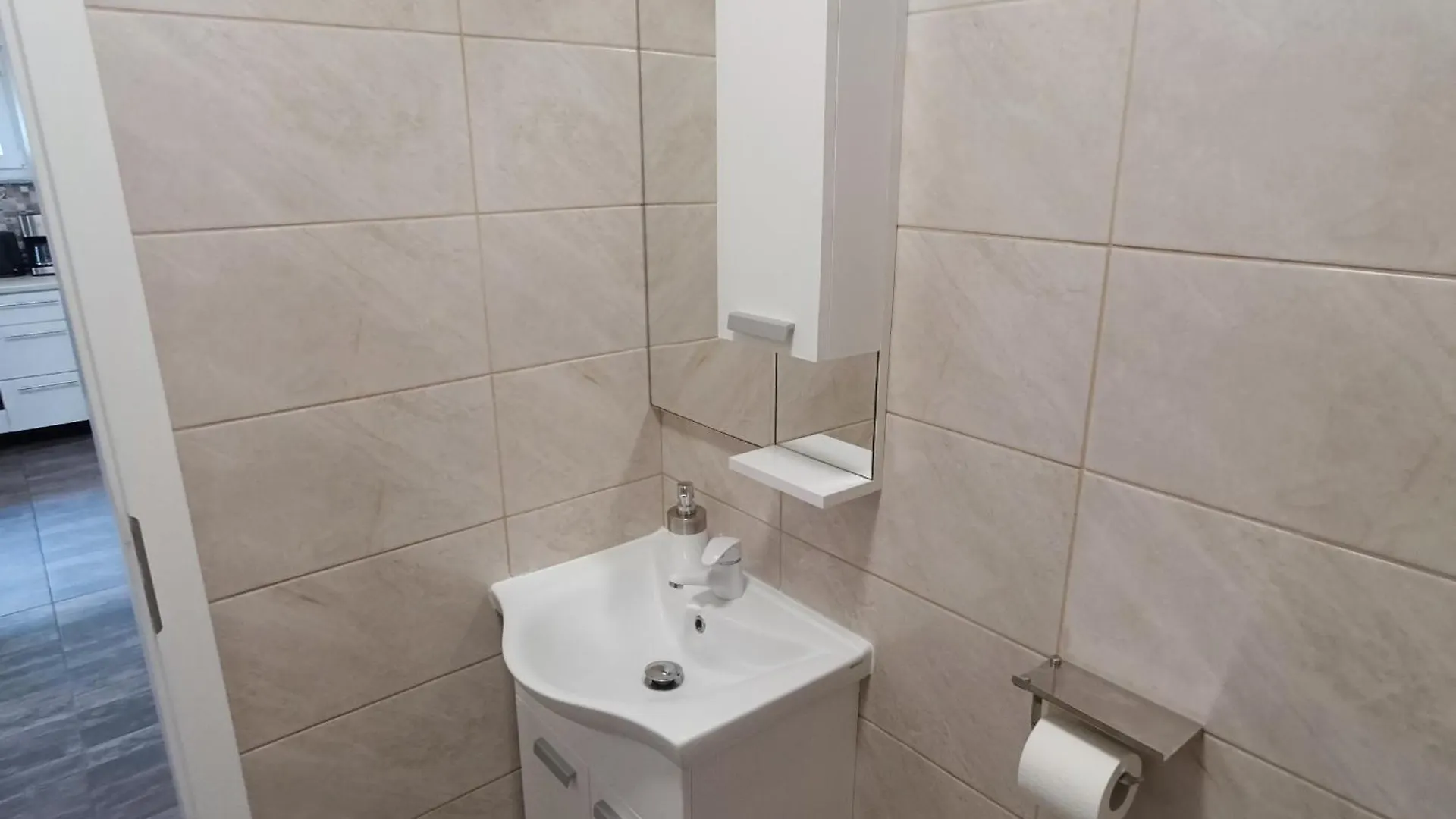 Apartments La Bombonera Стариград-Пакленица