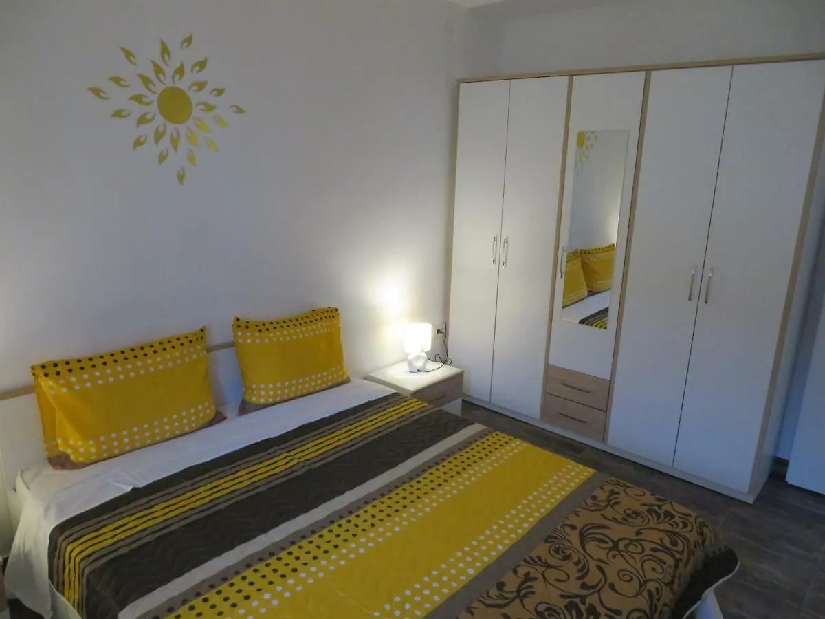 Apartments La Bombonera Starigrad Paklenica