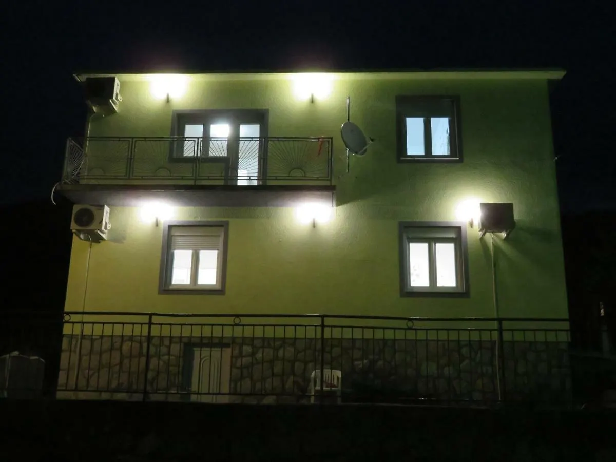 Apartments La Bombonera Starigrad Paklenica