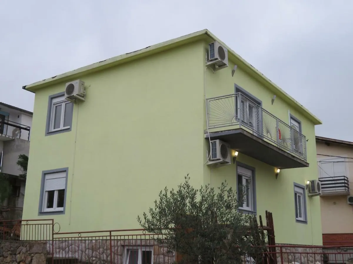 Apartments La Bombonera Starigrad Paklenica 0*,